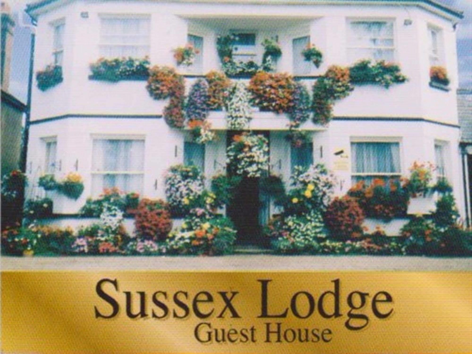 Sussex Lodge Guest House Slough Exterior foto